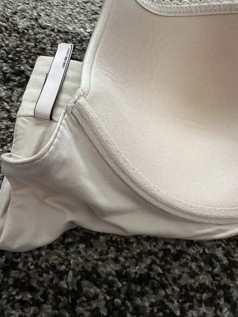 VICTORIA'S SECRET (38D) Nude Body By Victoria Lined Demi Bra Champagne Marzipan - Picture 12 of 13